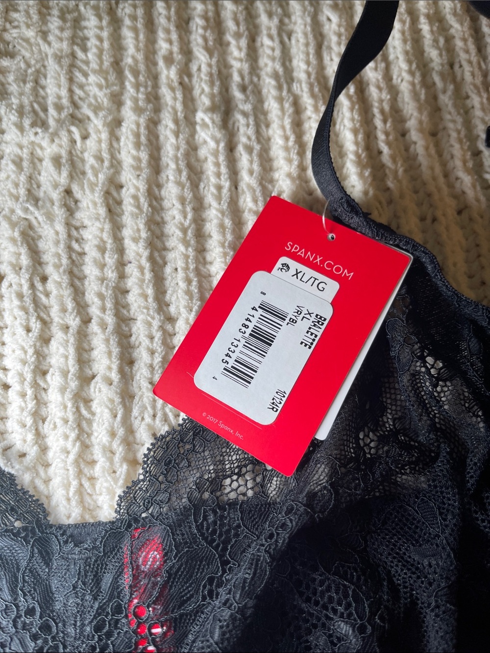 SPANX Black Lace Wireless Bralette - Picture 7 of 8